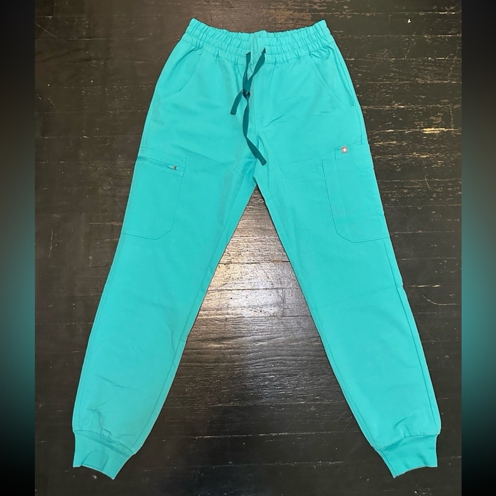 FIGS Uman Relaxed Jogger Scrub Pants